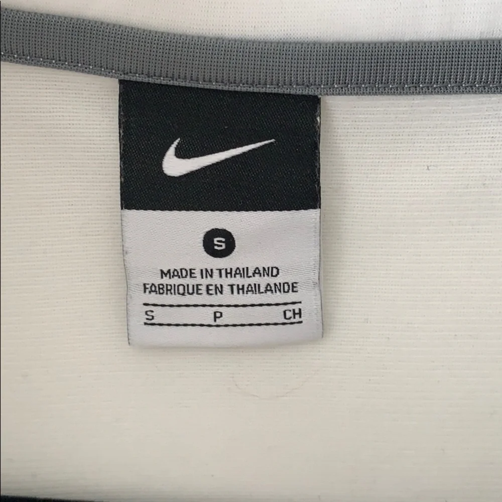 Nike track jacket white w/gray stripes - Picture 2 of 8